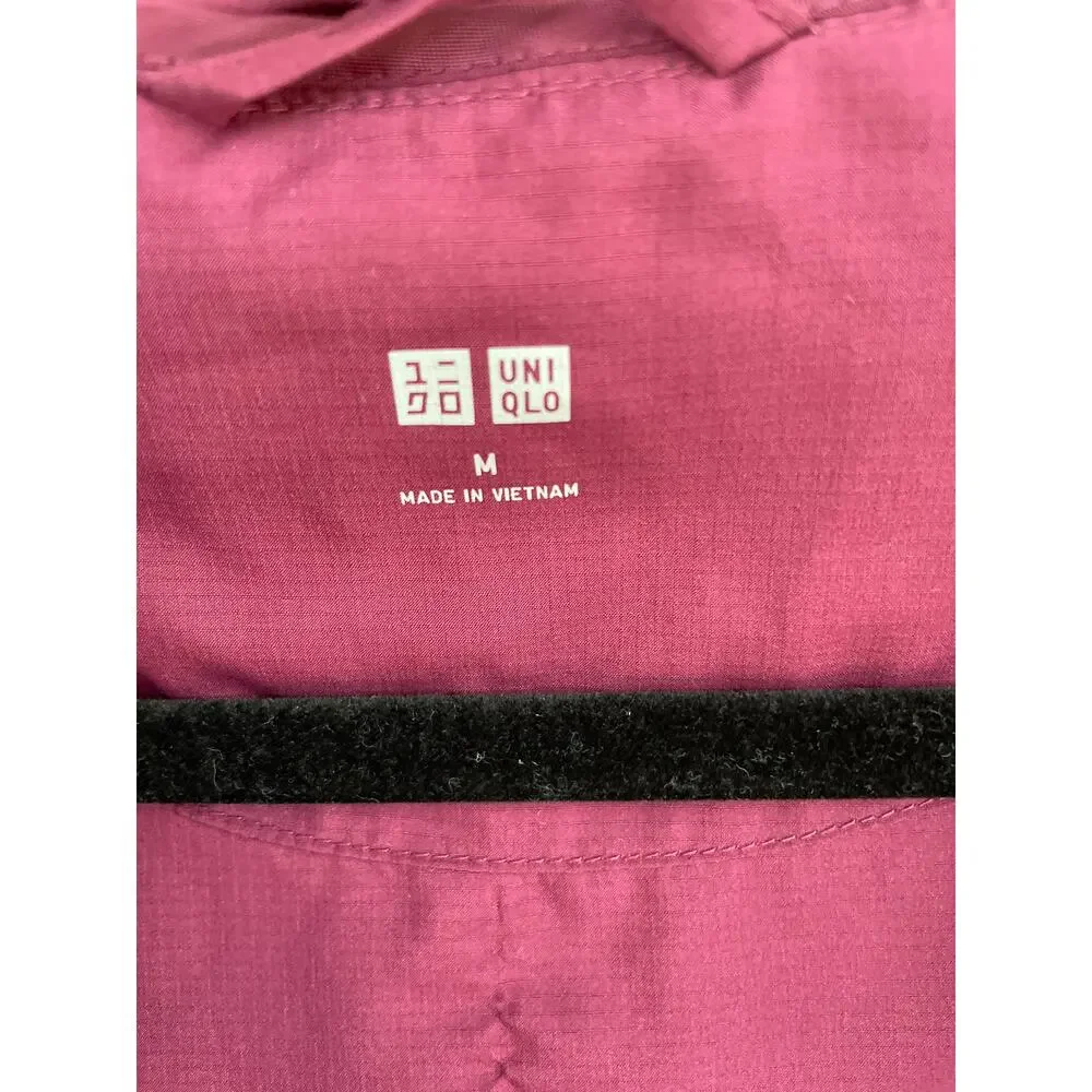 Uniqlo Jacket Packable Hooded Size M Purple Ultra Light Parka Outdoor Spring - Picture 5 of 9